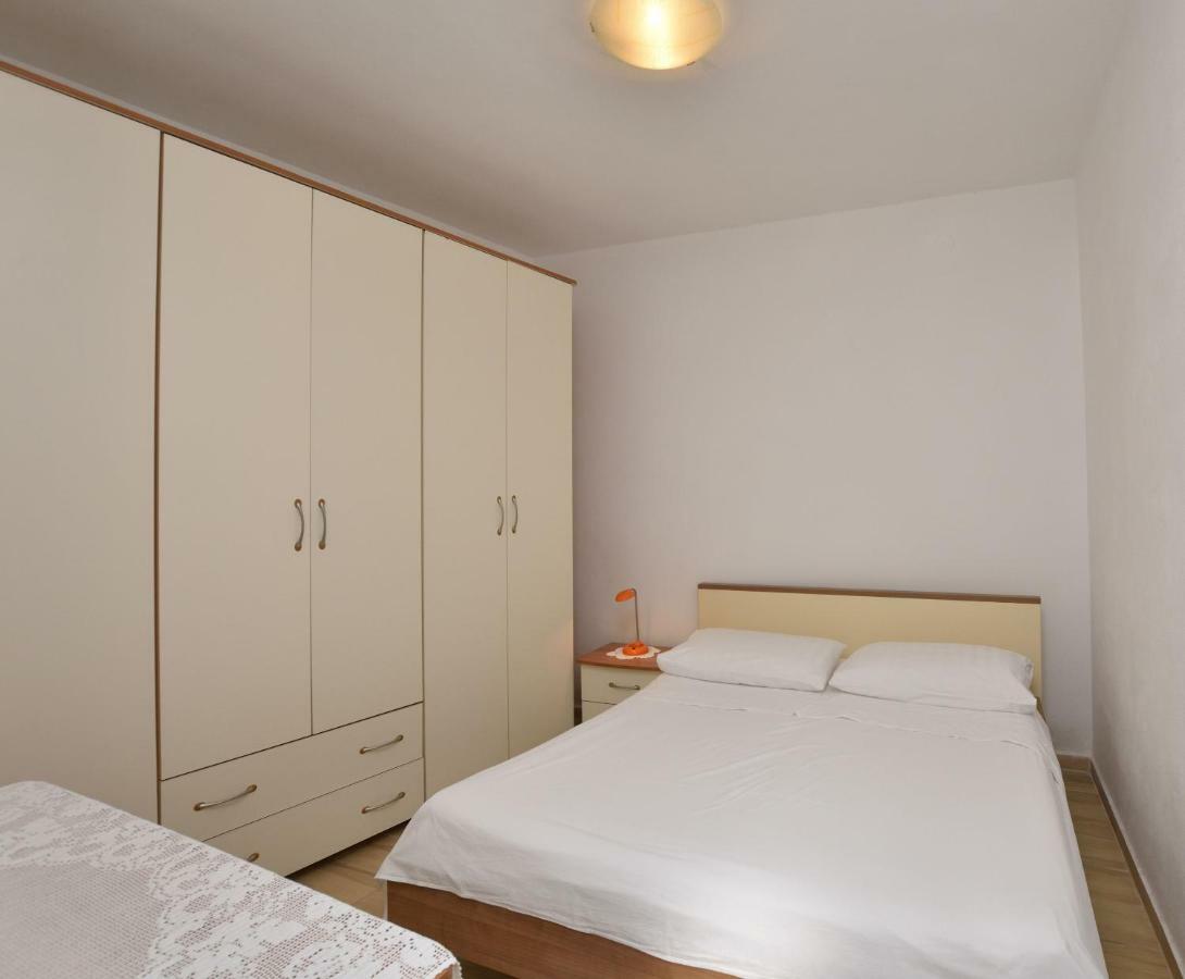 Apartment Milka Primošten Eksteriør bilde